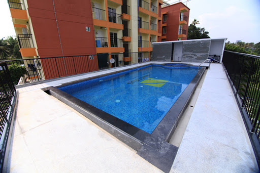 Luxury Rooftop Swimming Pool
